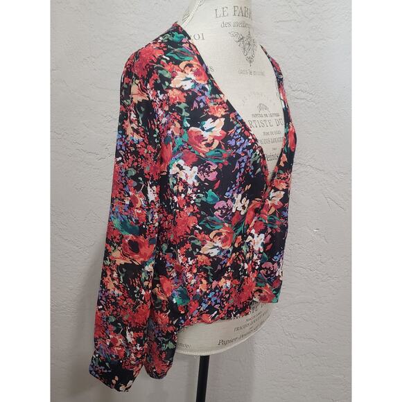 WAYF Floral Print Low High Front Wrap 100% Polyester Long Sleeved Blouse - Picture 2 of 9